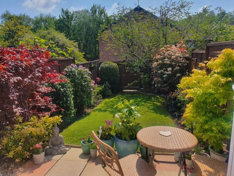 14 Small Garden Ideas Perfect for Hot Weather