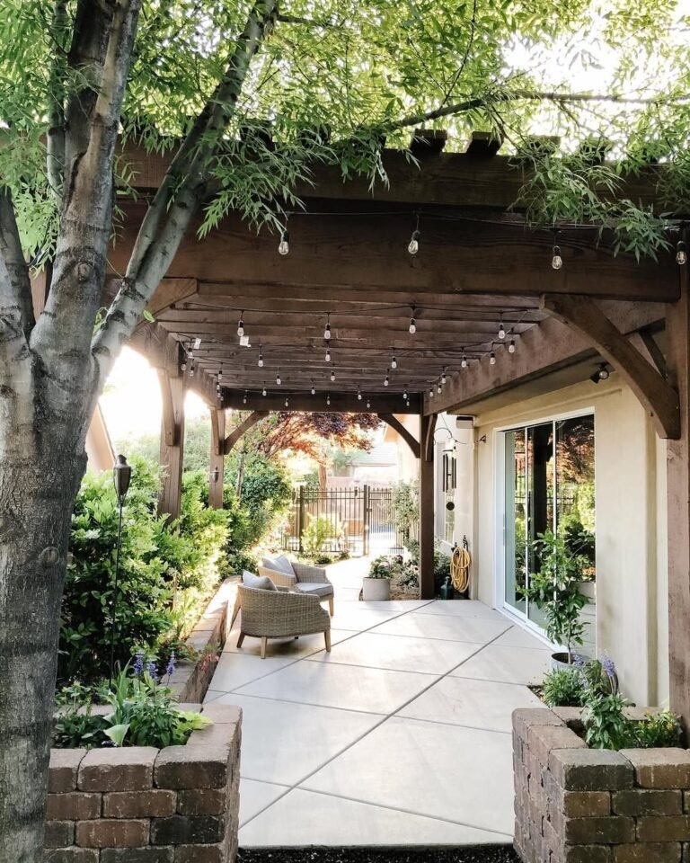 14 Tiny Outdoor Spaces Transformed Into Dream Retreats
