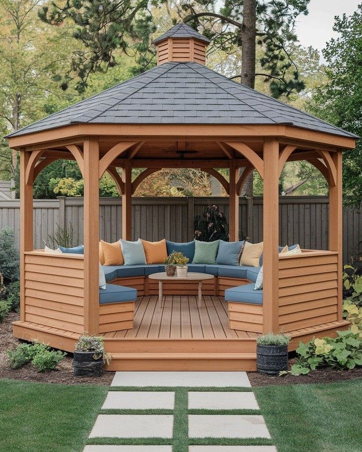 13 Outdoor Decor Ideas That Create a Pinterest-Worthy Space 21 13 Outdoor Decor Ideas That Create a Pinterest-Worthy Space